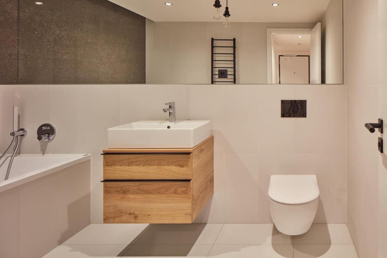 Prague Days - Designer Apts - Garage - Terrace - Easy City Access 外观 照片