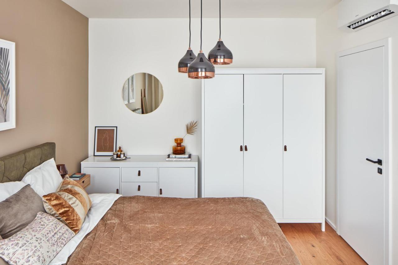 Prague Days - Designer Apts - Garage - Terrace - Easy City Access 外观 照片